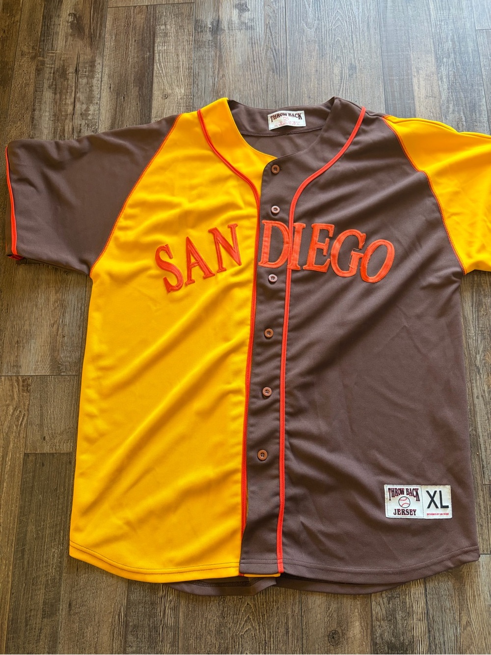 San Diego Men’s Split-Panel Baseball Tee in Brown & Yellow